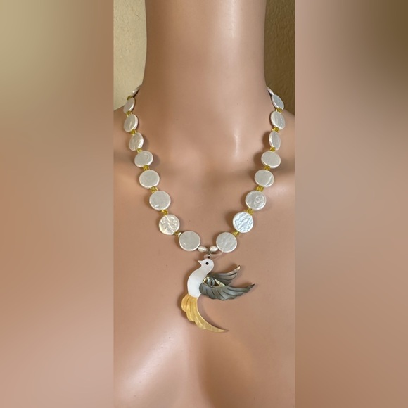 22-1/2 inch Freshwater Pearl Coin bead necklace NWOT - Picture 11 of 12